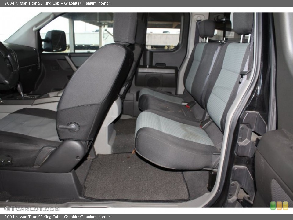 Graphite/Titanium Interior Photo for the 2004 Nissan Titan SE King Cab #77742699
