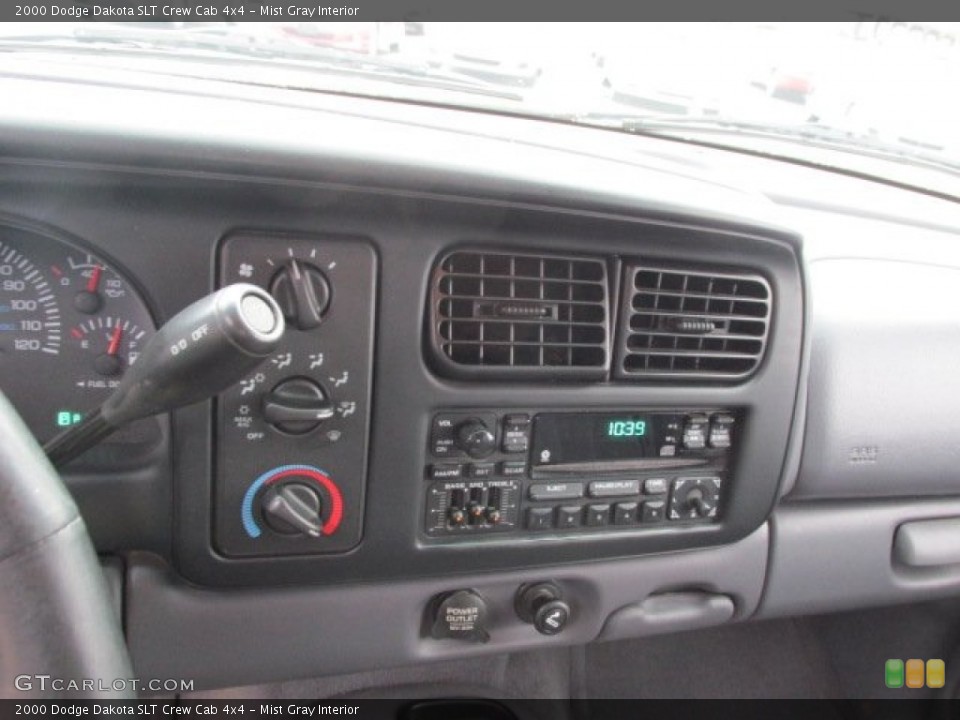 Mist Gray Interior Controls for the 2000 Dodge Dakota SLT Crew Cab 4x4 #77746713