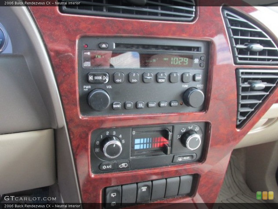 Neutral Interior Controls for the 2006 Buick Rendezvous CX #77749029