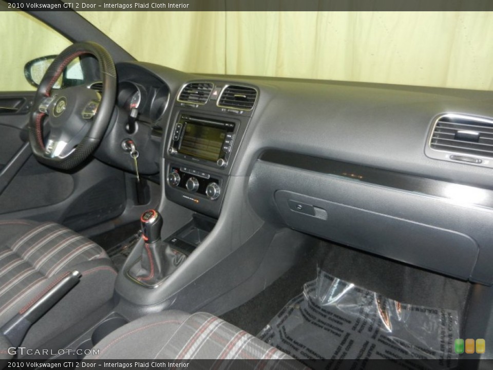 Interlagos Plaid Cloth Interior Dashboard for the 2010 Volkswagen GTI 2 Door #77749098
