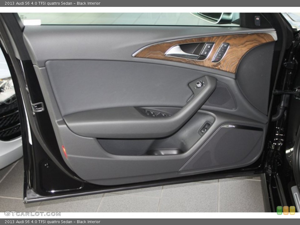 Black Interior Door Panel for the 2013 Audi S6 4.0 TFSI quattro Sedan #77752169