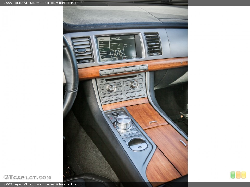 Charcoal/Charcoal Interior Controls for the 2009 Jaguar XF Luxury #77752317