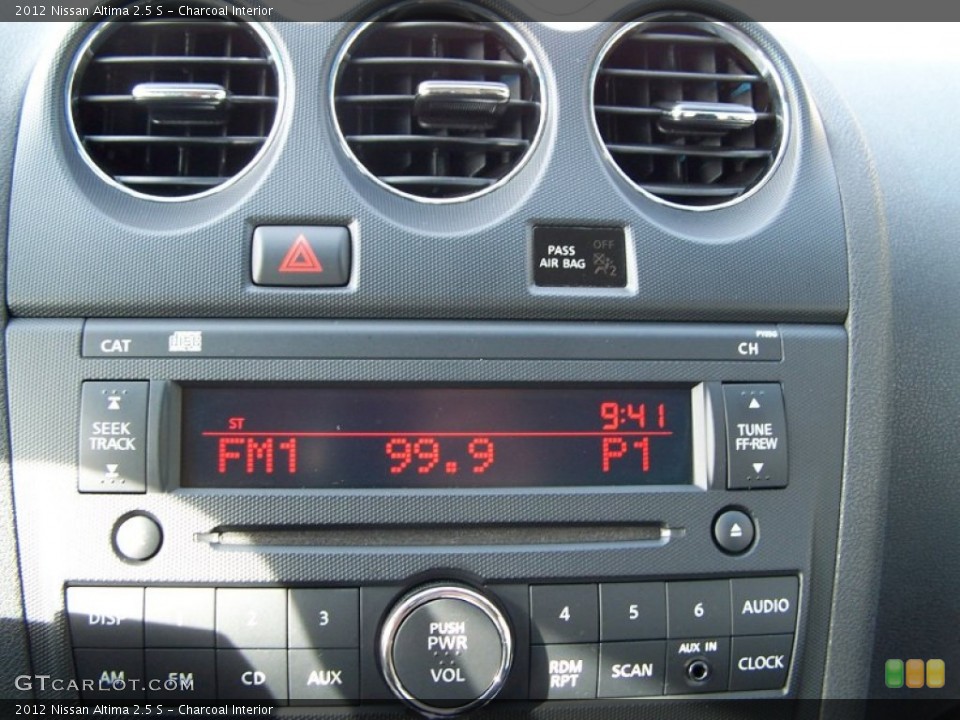 Charcoal Interior Controls for the 2012 Nissan Altima 2.5 S #77753299