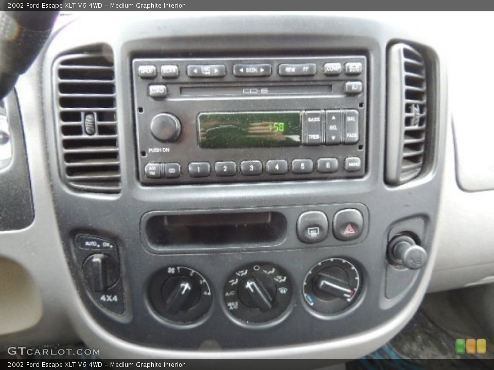 Medium Graphite Interior Controls for the 2002 Ford Escape XLT V6 4WD #77754530