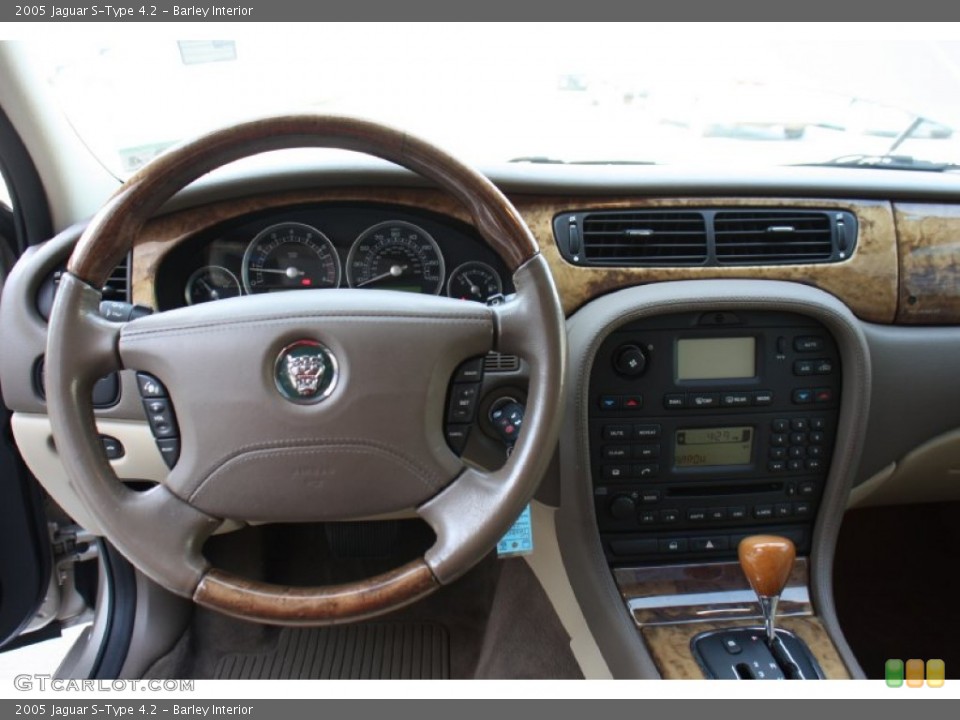 Barley Interior Dashboard for the 2005 Jaguar S-Type 4.2 #77756772