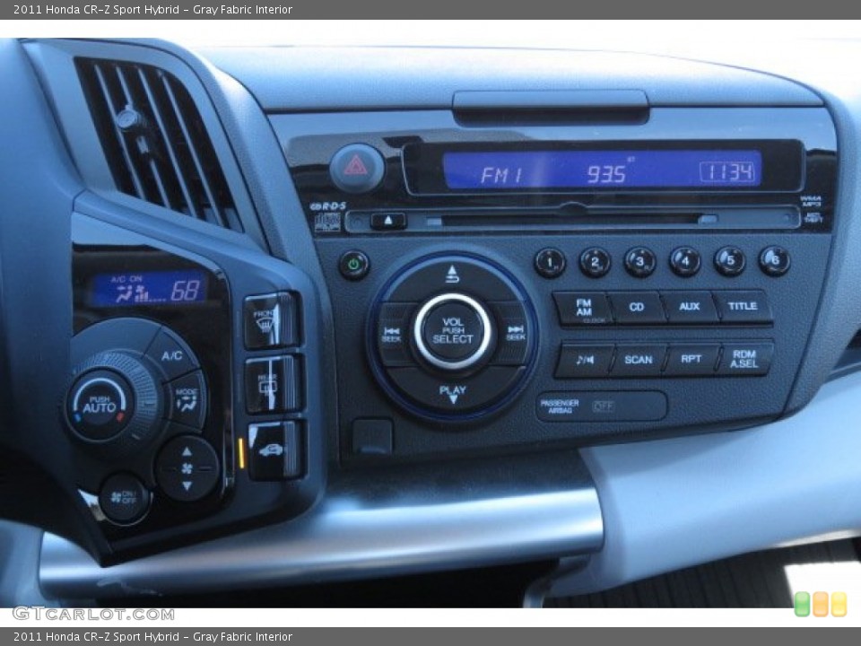 Gray Fabric Interior Controls for the 2011 Honda CR-Z Sport Hybrid #77757594