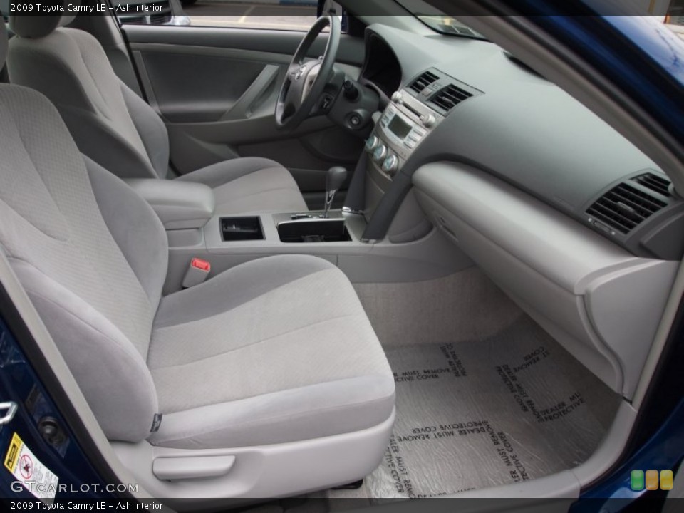 Ash Interior Photo for the 2009 Toyota Camry LE #77765183