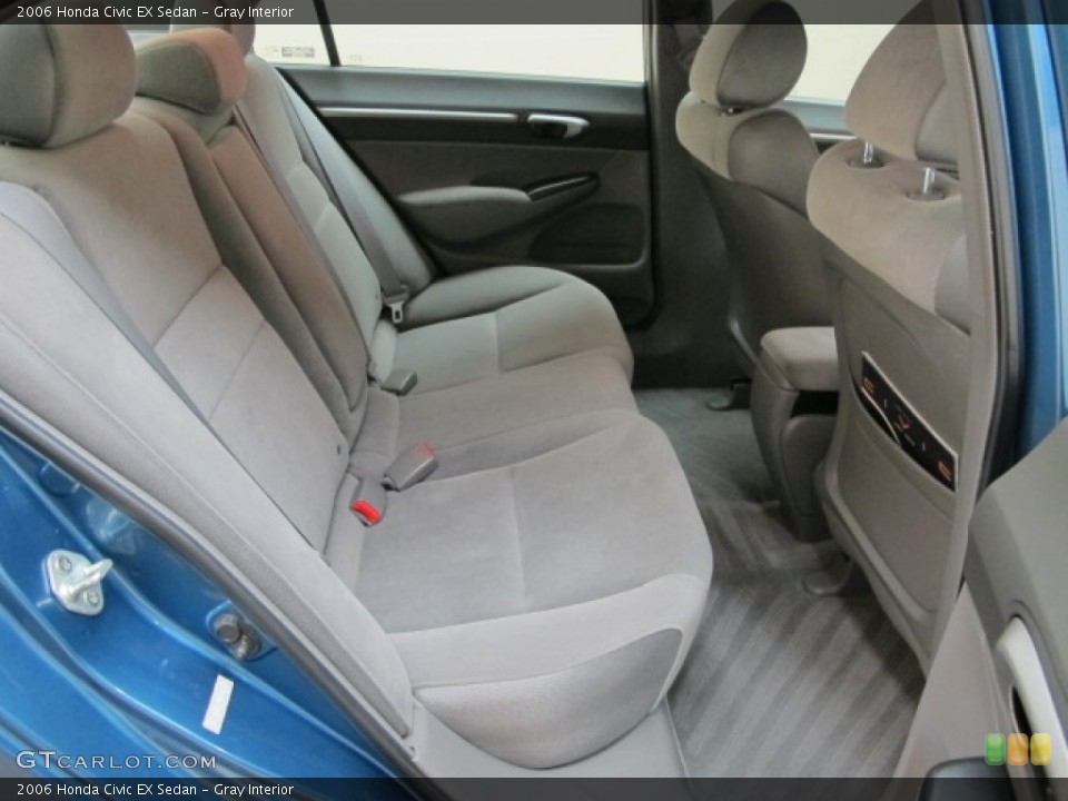 Gray Interior Rear Seat for the 2006 Honda Civic EX Sedan #77766590