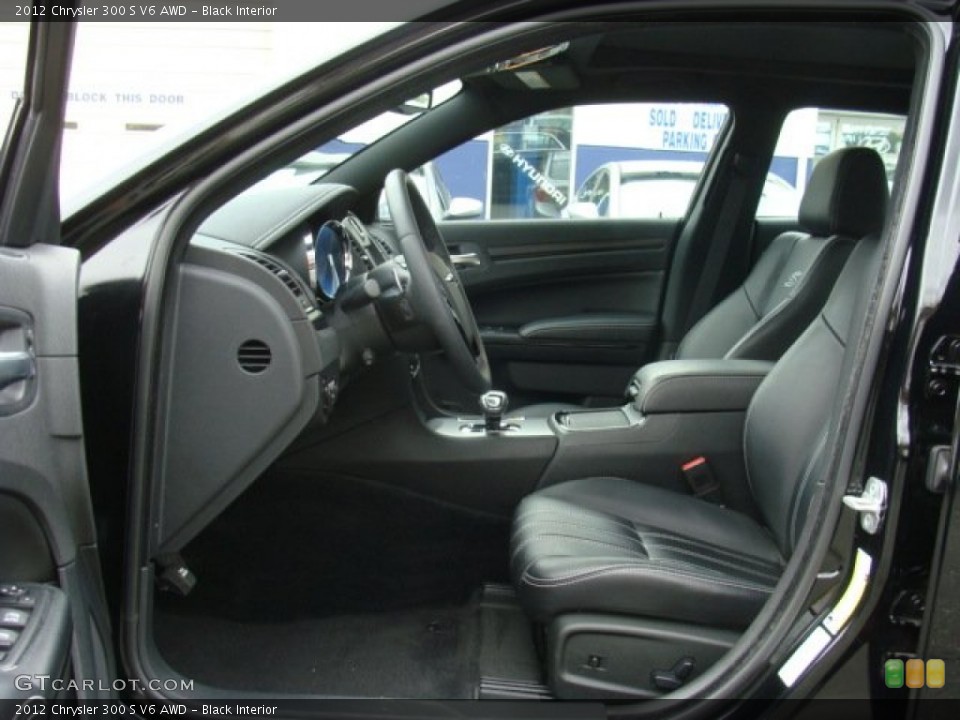 Black Interior Front Seat for the 2012 Chrysler 300 S V6 AWD #77770436