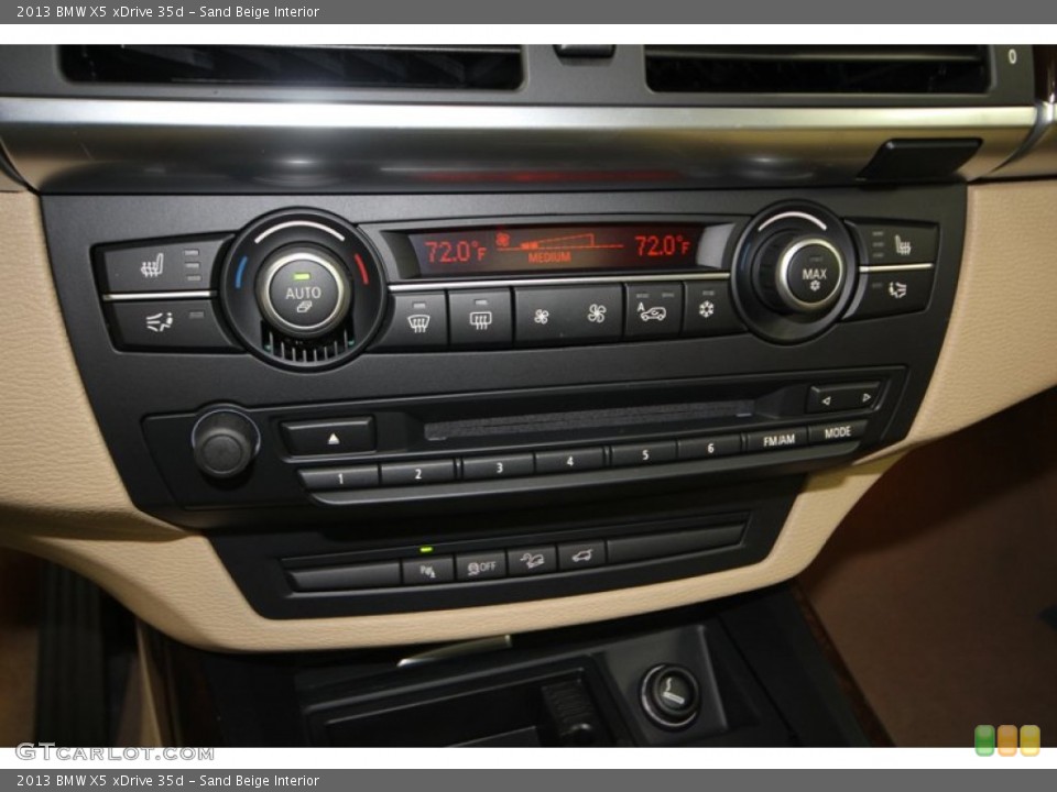 Sand Beige Interior Controls for the 2013 BMW X5 xDrive 35d #77770840