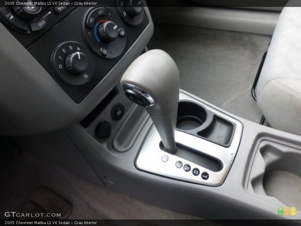 Gray Interior Transmission for the 2005 Chevrolet Malibu LS V6 Sedan #77771411