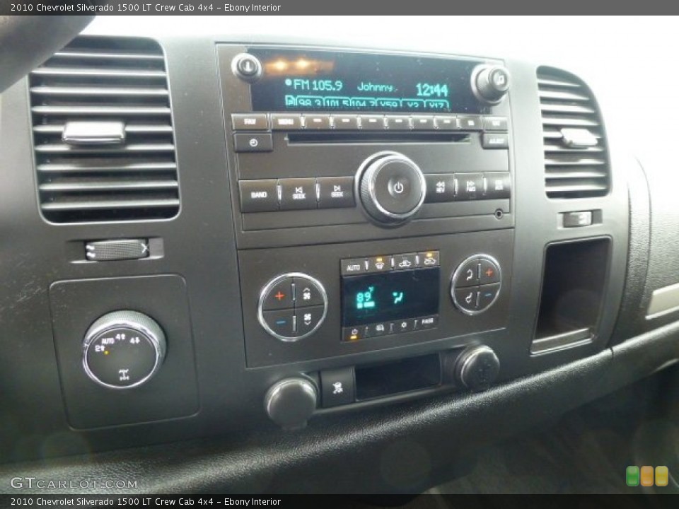 Ebony Interior Controls for the 2010 Chevrolet Silverado 1500 LT Crew Cab 4x4 #77772578