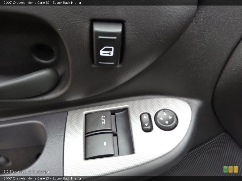 Ebony Black Interior Controls for the 2007 Chevrolet Monte Carlo SS #77774237