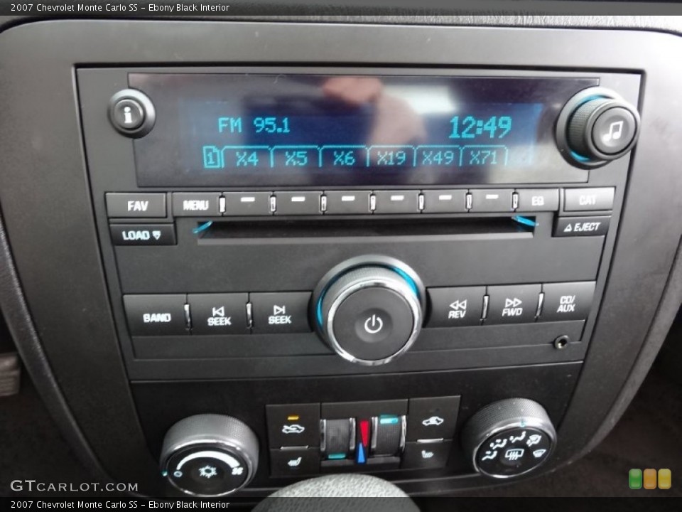 Ebony Black Interior Controls for the 2007 Chevrolet Monte Carlo SS #77774543