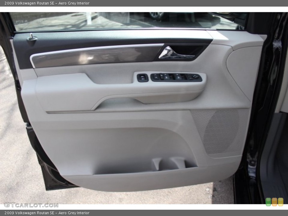 Aero Grey Interior Door Panel for the 2009 Volkswagen Routan SE #77778860
