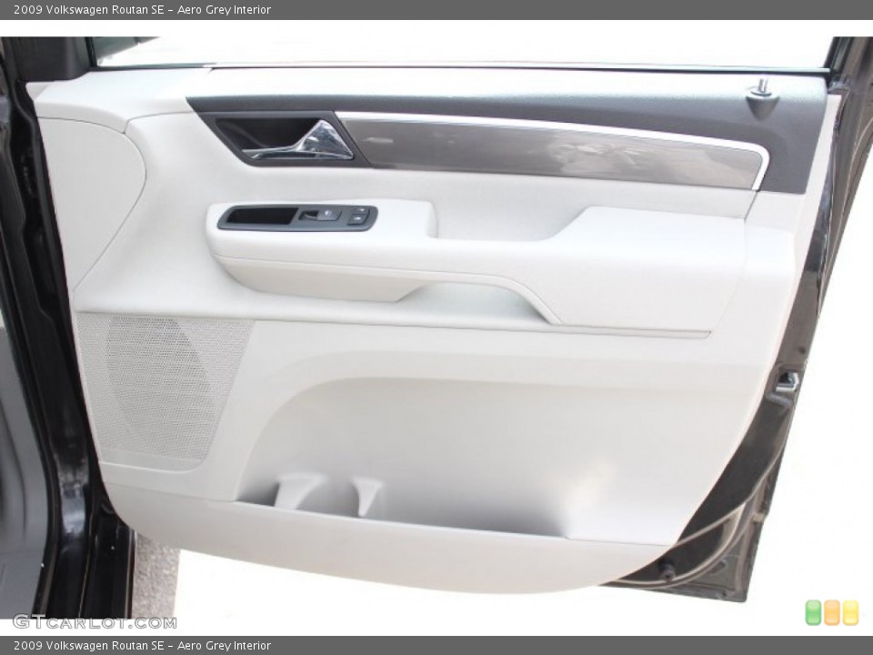 Aero Grey Interior Door Panel for the 2009 Volkswagen Routan SE #77779128