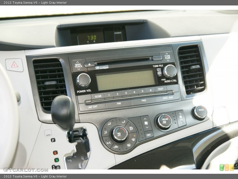 Light Gray Interior Controls for the 2013 Toyota Sienna V6 #77780799