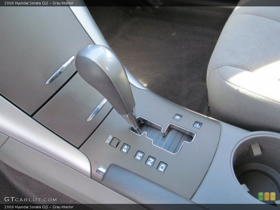Gray Interior Transmission for the 2009 Hyundai Sonata GLS #77788618