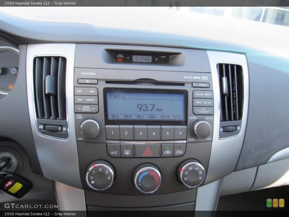 Gray Interior Controls for the 2009 Hyundai Sonata GLS #77788640