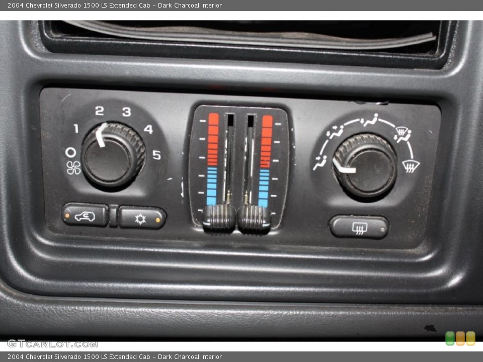 Dark Charcoal Interior Controls for the 2004 Chevrolet Silverado 1500 LS Extended Cab #77793485