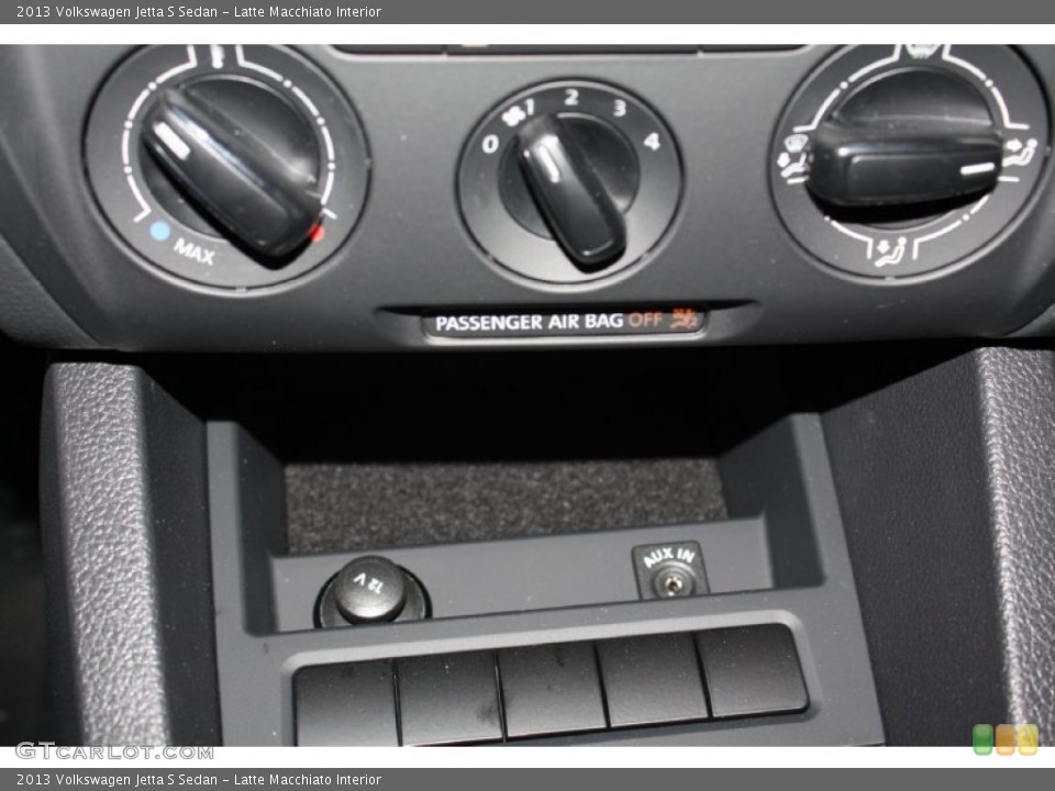 Latte Macchiato Interior Controls for the 2013 Volkswagen Jetta S Sedan #77796575