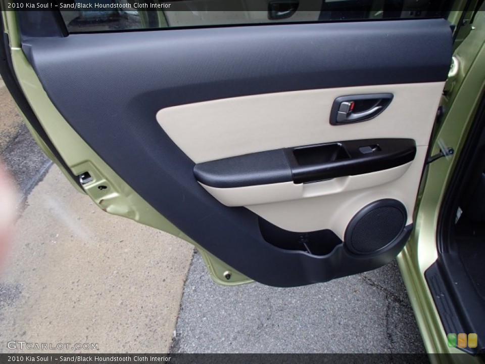 Sand/Black Houndstooth Cloth Interior Door Panel for the 2010 Kia Soul ! #77797949