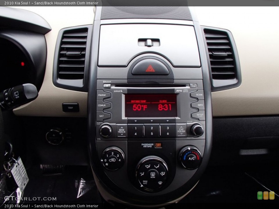 Sand/Black Houndstooth Cloth Interior Controls for the 2010 Kia Soul ! #77797991