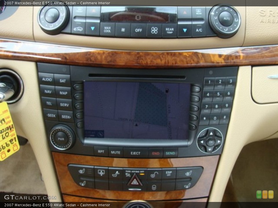 Cashmere Interior Controls for the 2007 Mercedes-Benz E 550 4Matic Sedan #77801555