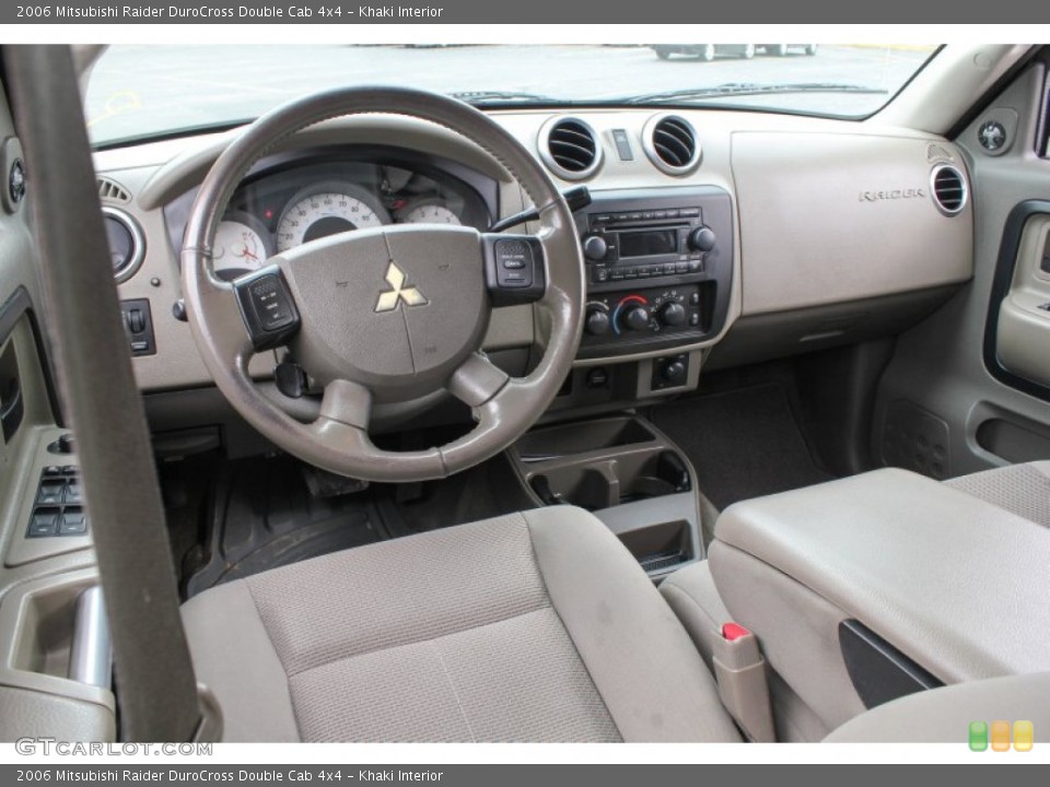 Khaki 2006 Mitsubishi Raider Interiors