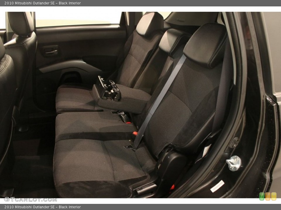 Black Interior Rear Seat for the 2010 Mitsubishi Outlander SE #77804173