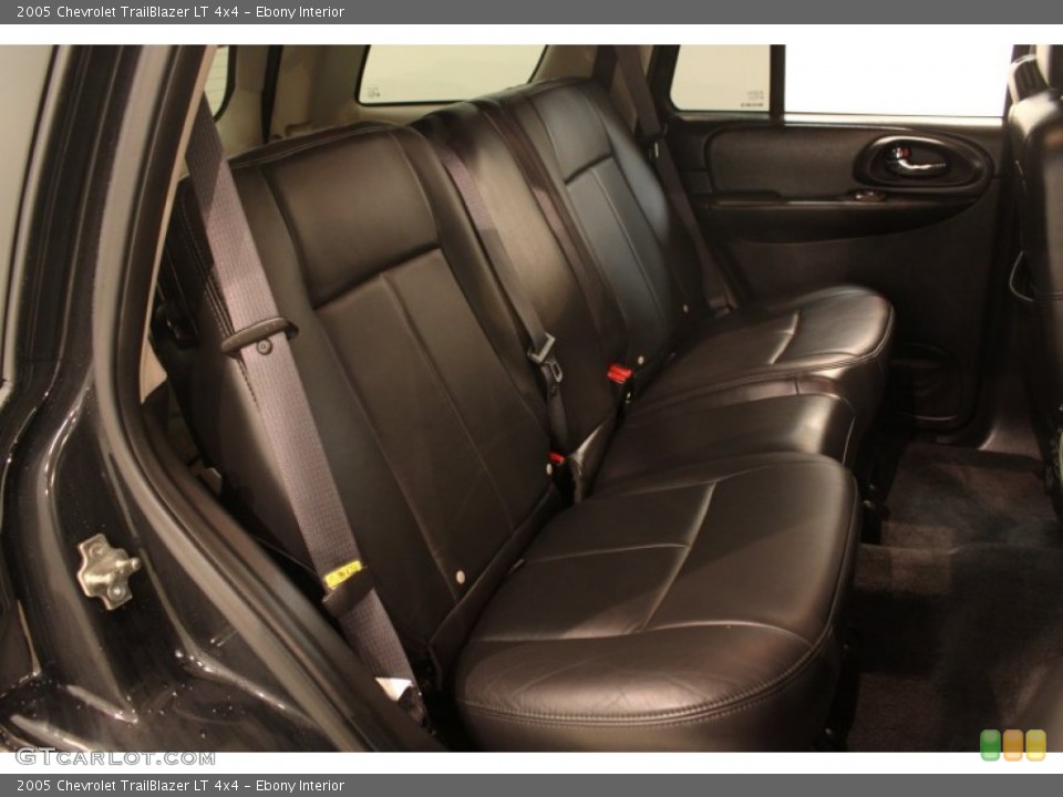 Ebony Interior Rear Seat for the 2005 Chevrolet TrailBlazer LT 4x4 #77804798