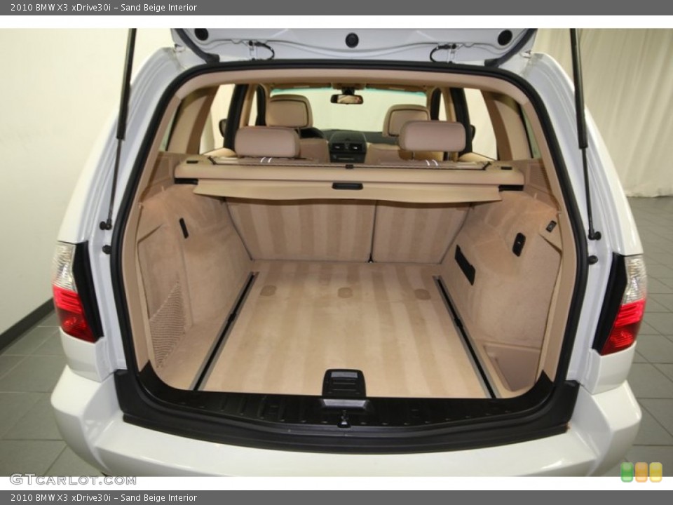 Sand Beige Interior Trunk for the 2010 BMW X3 xDrive30i #77809433