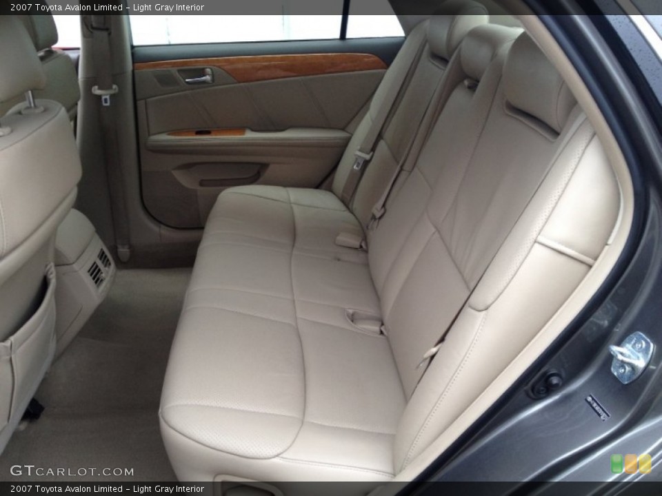 Light Gray Interior Rear Seat for the 2007 Toyota Avalon Limited #77812611