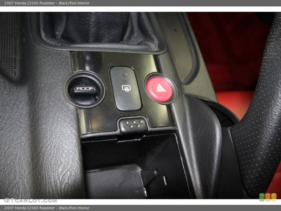 Black/Red Interior Controls for the 2007 Honda S2000 Roadster #77813535