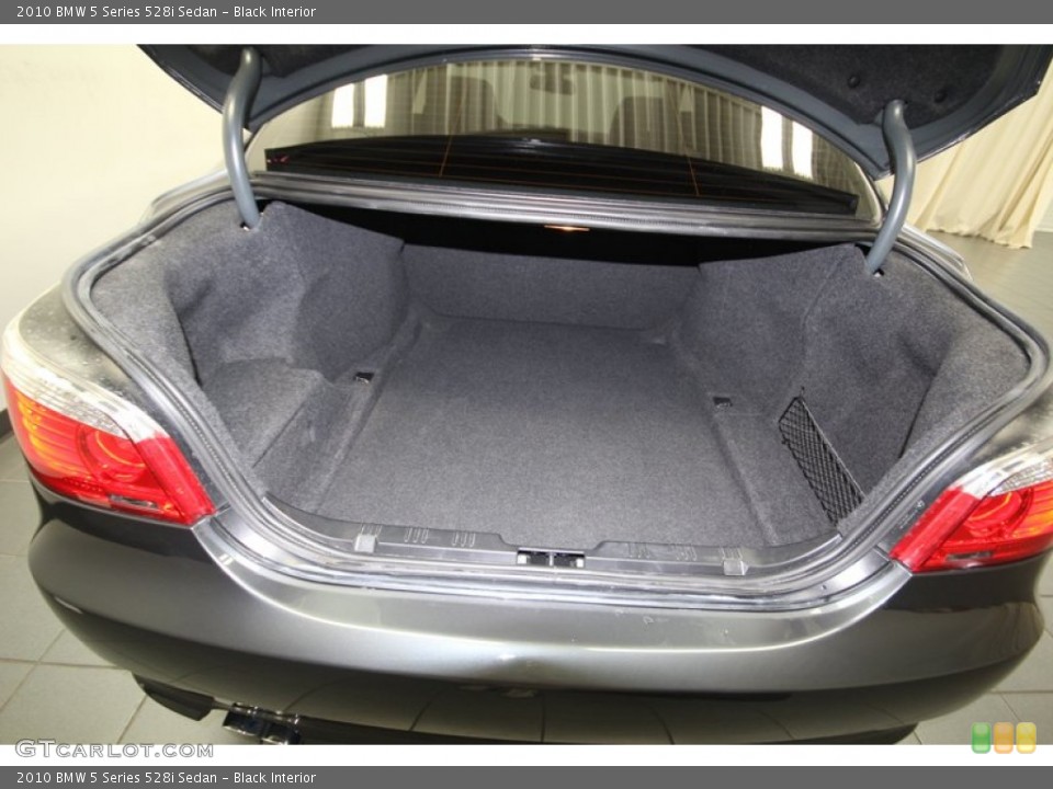 Black Interior Trunk for the 2010 BMW 5 Series 528i Sedan #77816260