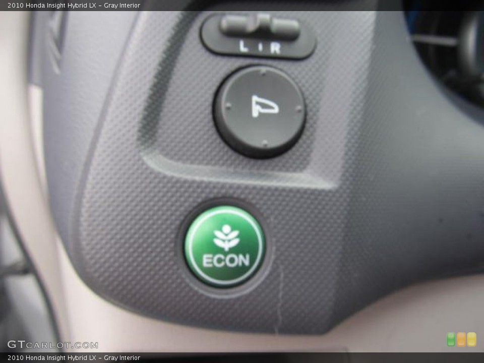 Gray Interior Controls for the 2010 Honda Insight Hybrid LX #77822046