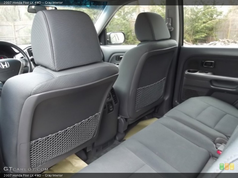 Gray Interior Rear Seat for the 2007 Honda Pilot LX 4WD #77827349