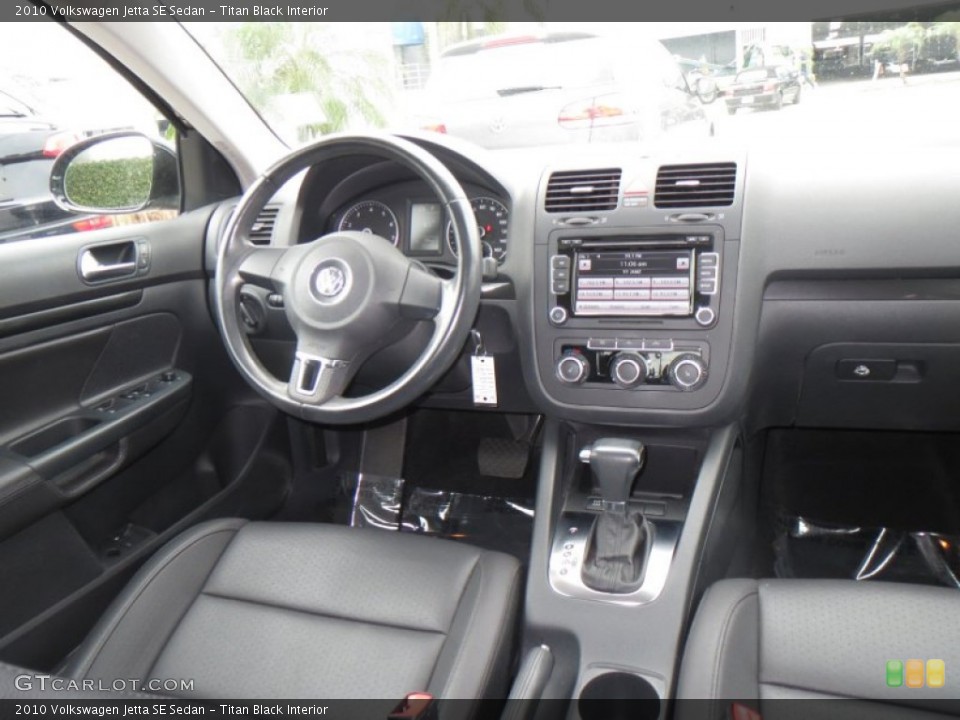 Titan Black Interior Dashboard for the 2010 Volkswagen Jetta SE Sedan #77828181