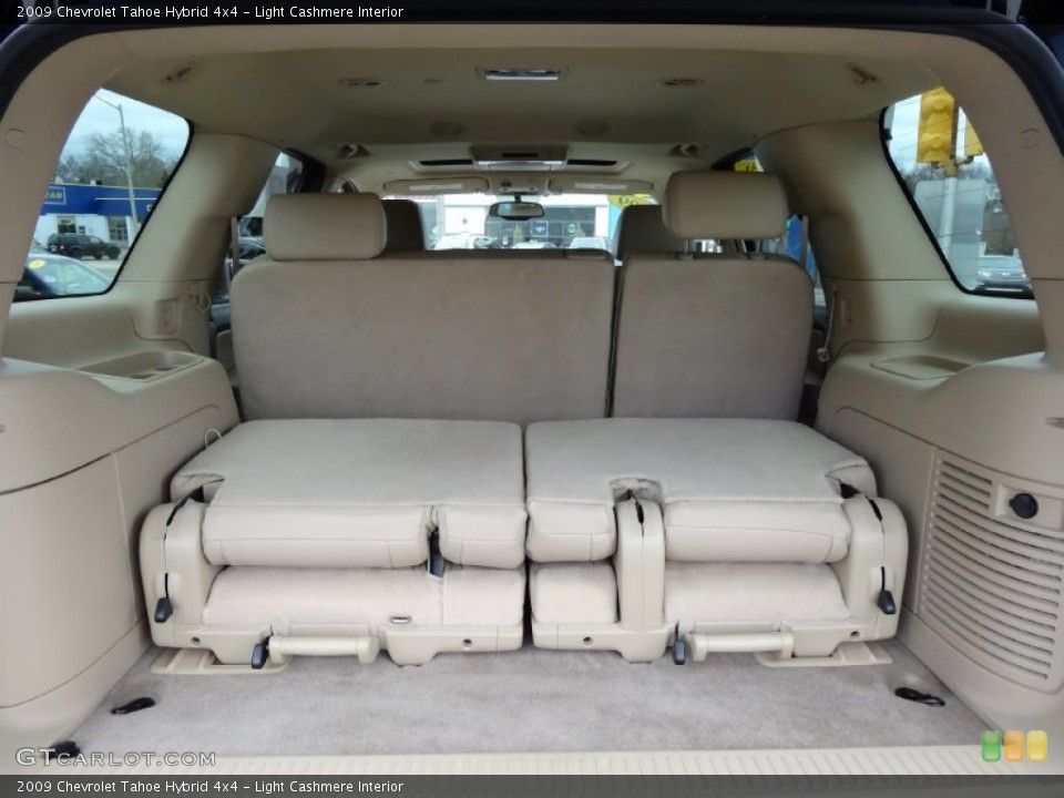Light Cashmere Interior Trunk for the 2009 Chevrolet Tahoe Hybrid 4x4 #77830575