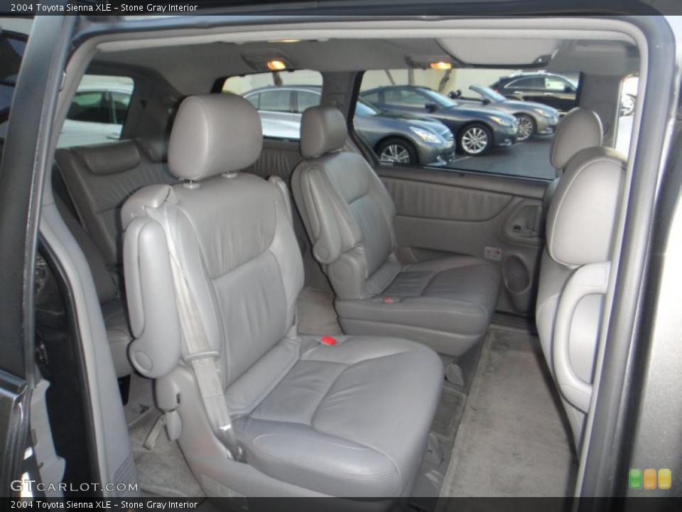 Stone Gray Interior Rear Seat for the 2004 Toyota Sienna XLE #77833368