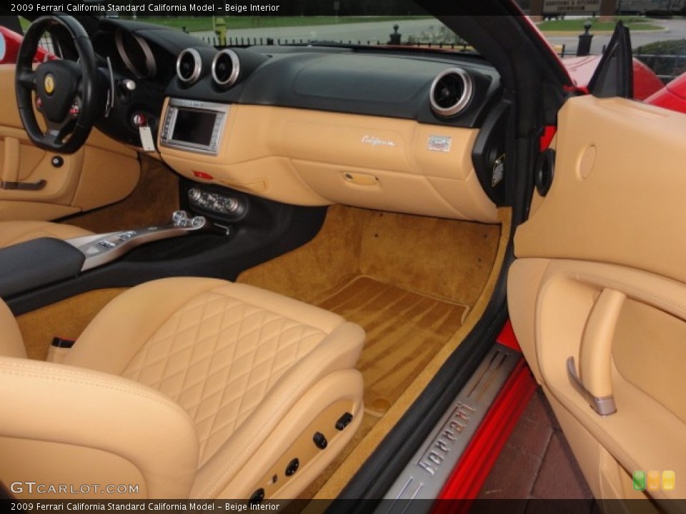 Beige Interior Photo for the 2009 Ferrari California  #77837019