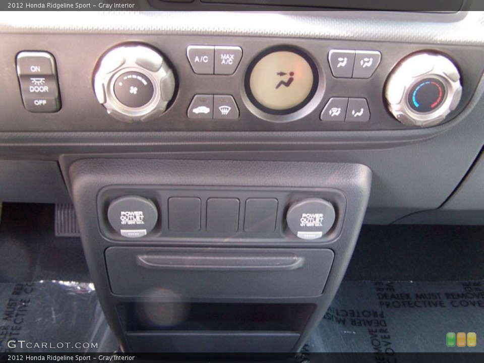 Gray Interior Controls for the 2012 Honda Ridgeline Sport #77837372