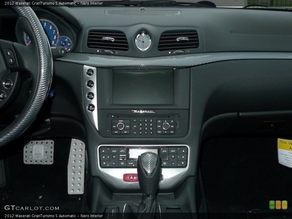 Nero Interior Controls for the 2012 Maserati GranTurismo S Automatic #77842379