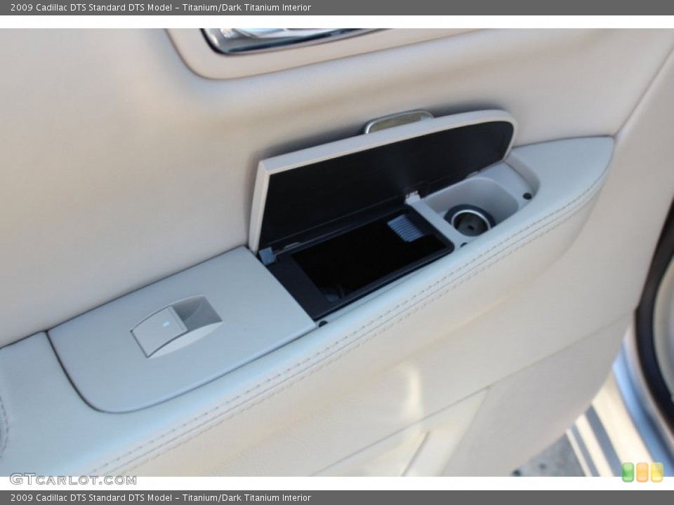 Titanium/Dark Titanium Interior Controls for the 2009 Cadillac DTS  #77843643
