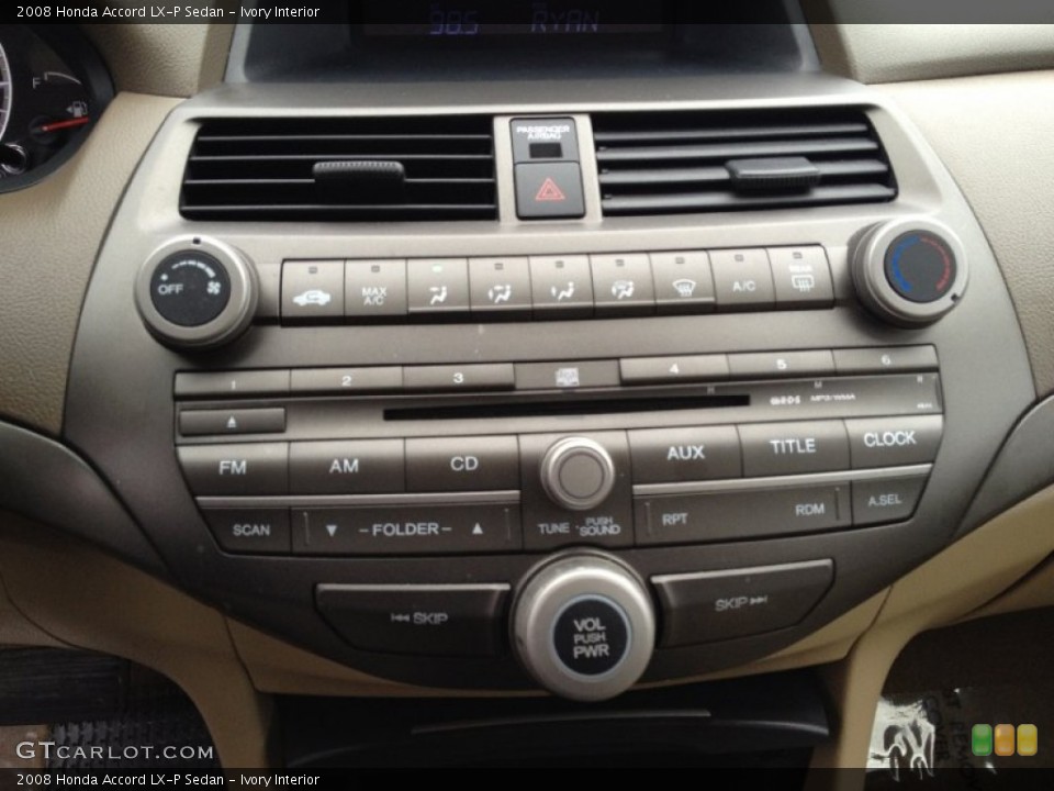 Ivory Interior Controls for the 2008 Honda Accord LX-P Sedan #77843907