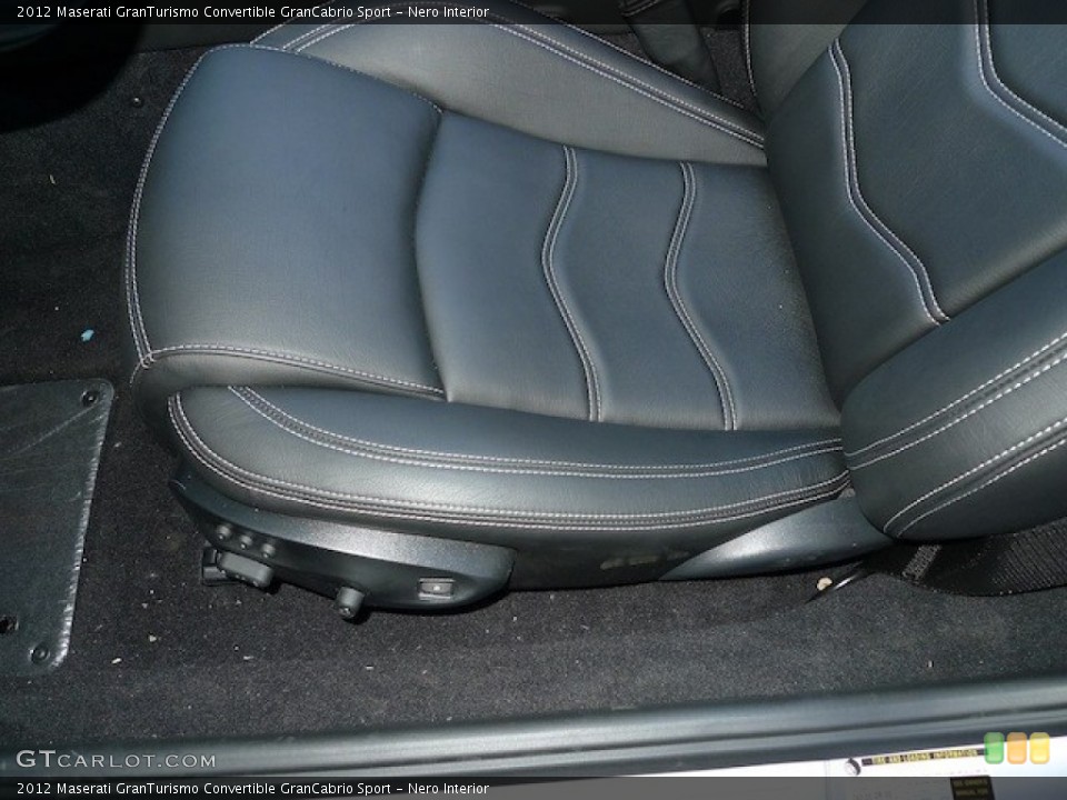 Nero Interior Front Seat for the 2012 Maserati GranTurismo Convertible GranCabrio Sport #77844030