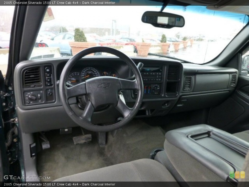 Dark Charcoal Interior Dashboard for the 2005 Chevrolet Silverado 1500 LT Crew Cab 4x4 #77844654