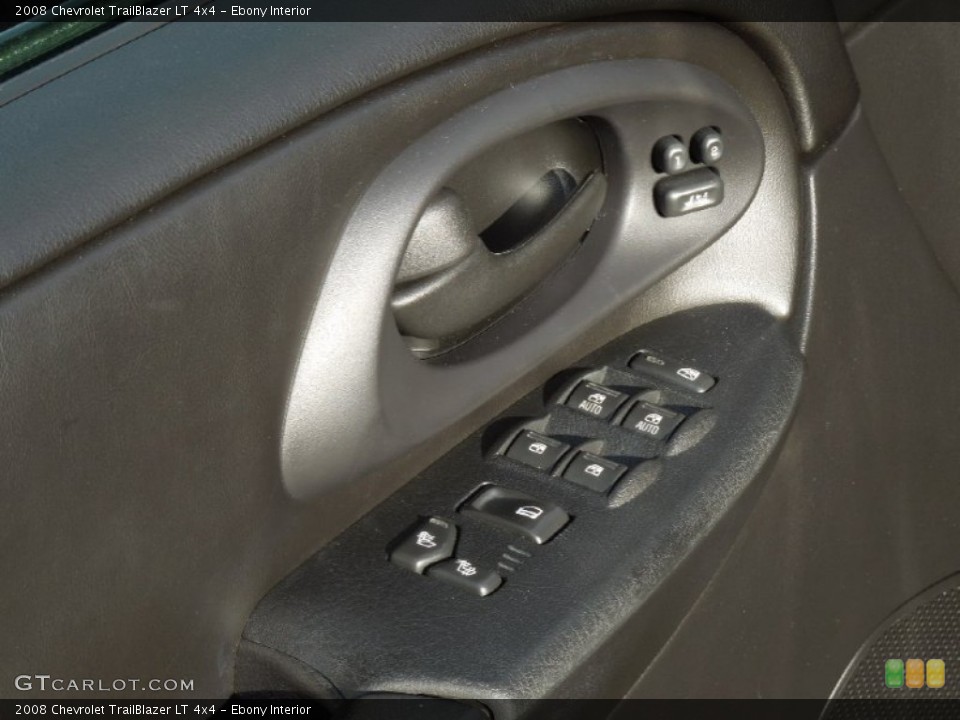 Ebony Interior Controls for the 2008 Chevrolet TrailBlazer LT 4x4 #77850738