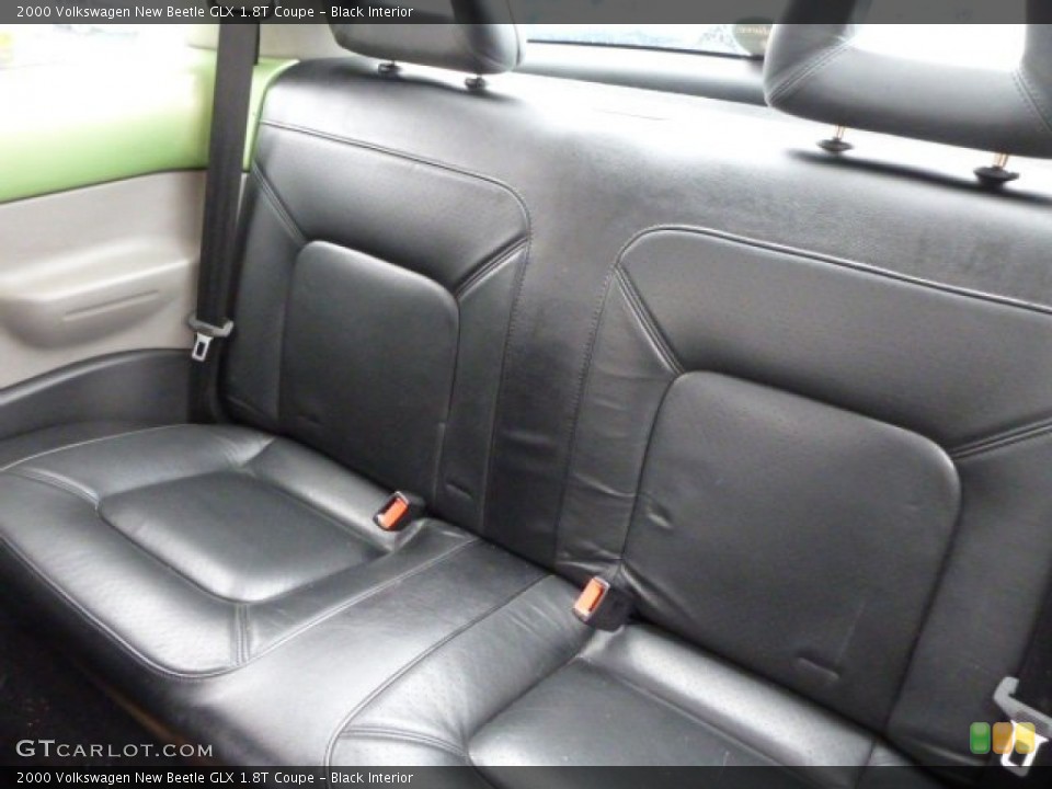 Black Interior Rear Seat for the 2000 Volkswagen New Beetle GLX 1.8T Coupe #77851947