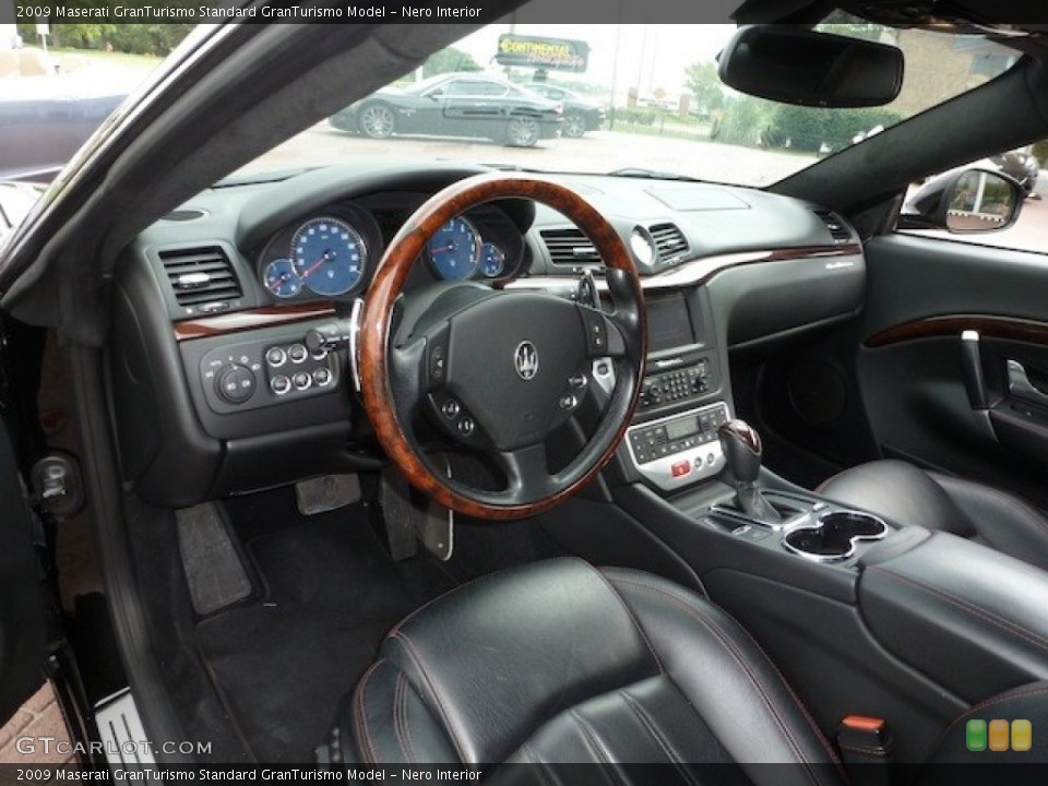 Nero 2009 Maserati GranTurismo Interiors